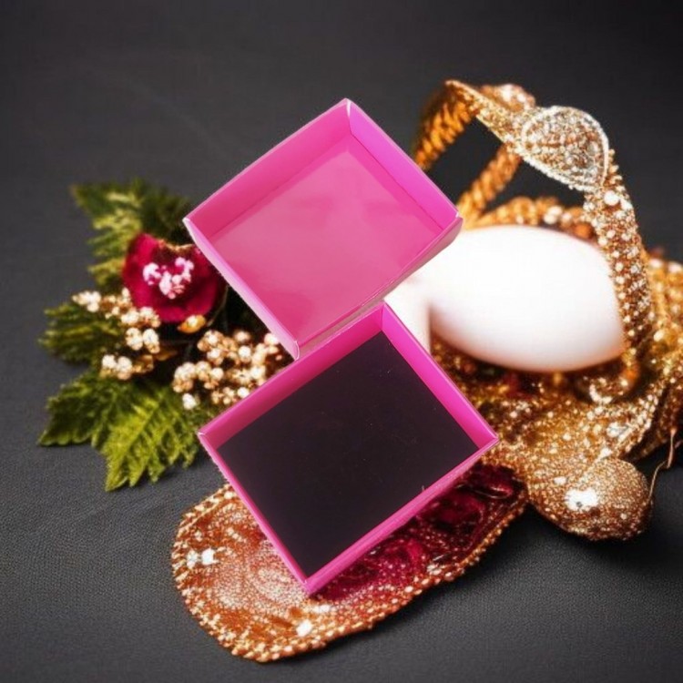4x5 cm Süngerli Toptan Takı Kutusu - Yüzük ve Küpe İçin İdeal 4x5 cm Süngerli Toptan Takı Kutusu - Yüzük ve Küpe İçin İdeal