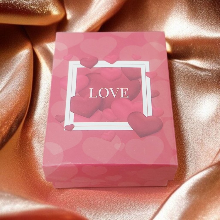 Love Baskılı 6x8 cm Süngerli Toptan Takı Kutusu - Kolye ve Bileklikler İçin İdeal Love Baskılı 6x8 cm Süngerli Toptan Takı Kutusu - Kolye ve Bileklikler İçin İdeal